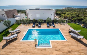 Awesome home in Novalja with Outdoor swimming pool, WiFi and 4 Bedrooms